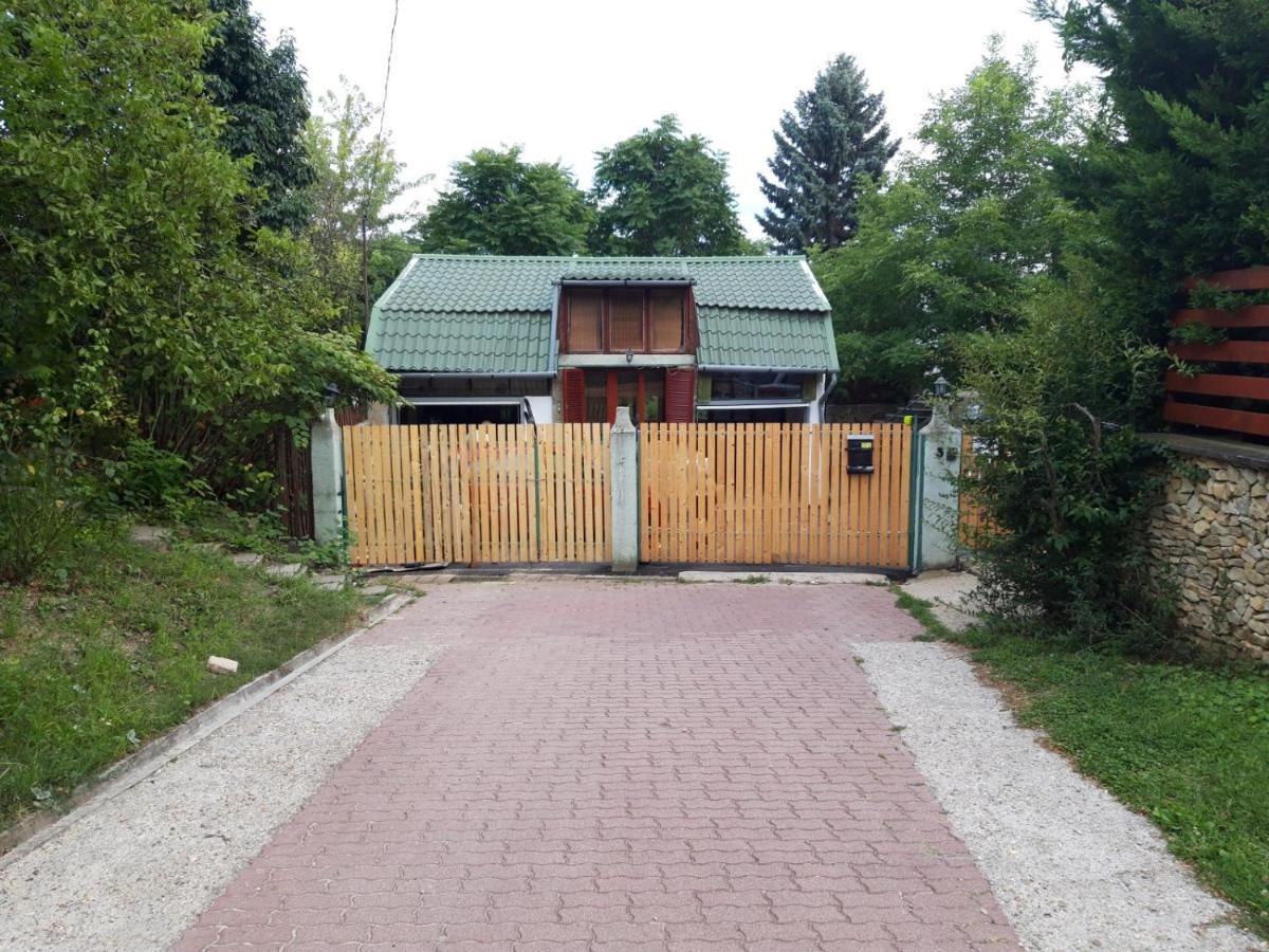 Attila'S Guest House Budaörs Exterior foto